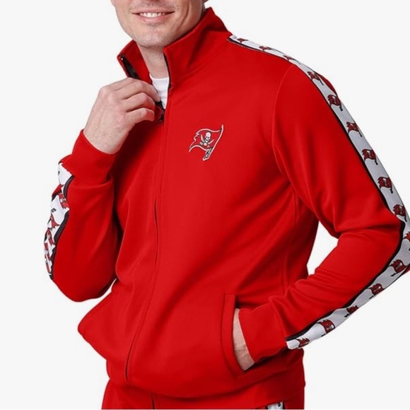 Tampa Bay Buccaneers NFL Mens Licensed Jacket
